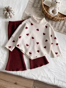 SHEIN Playful Pals 嬰兒/幼兒（女孩）春夏秋冬家庭套裝 可愛 T-shirt 套裝 不對稱高領針織 米色酒紅長袖上衣 喇叭褲 - 紅色 - 查看 3