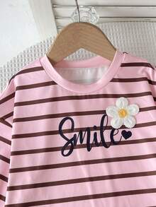 SHEIN 女童粉色條紋上衣，不對稱弧形下擺，搭配紋理緊身內搭褲套裝 - 粉色 - 查看 5