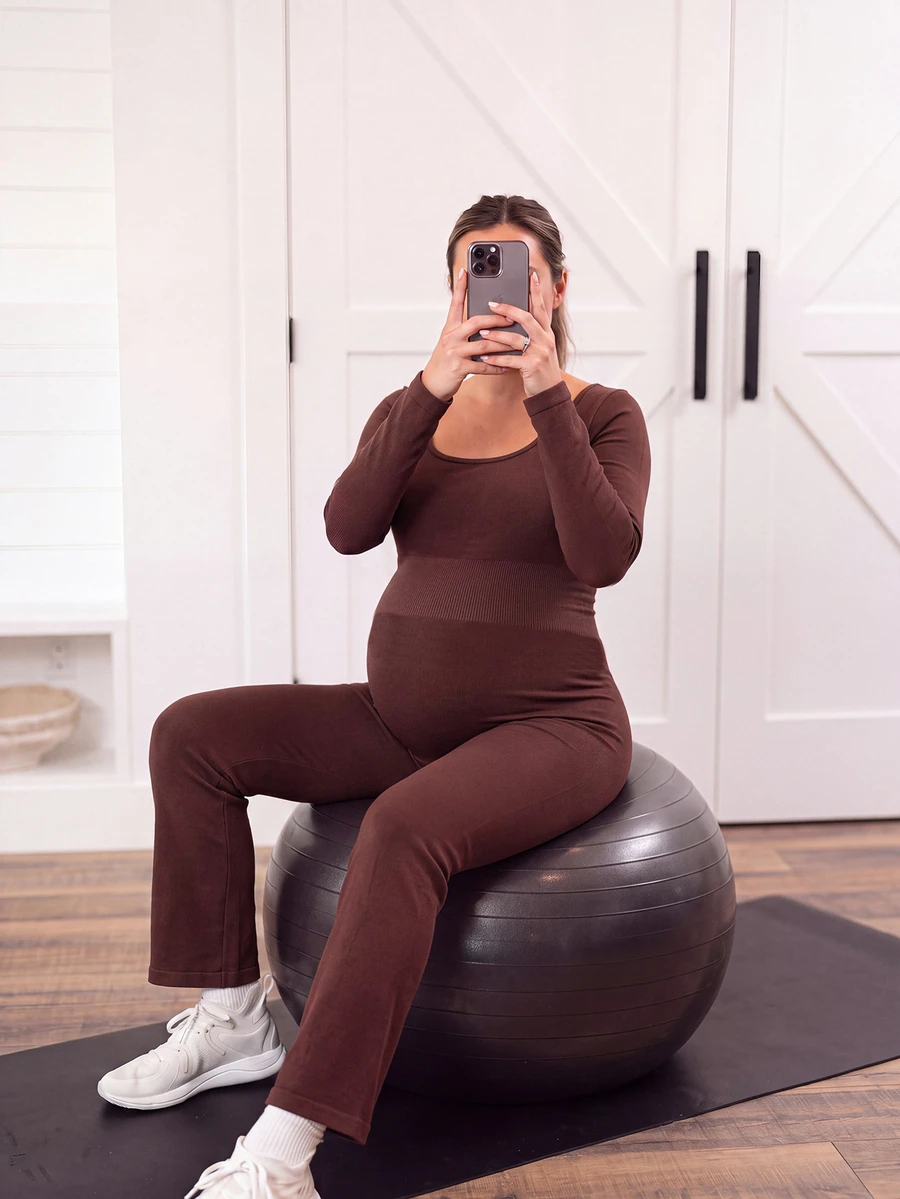SHEIN Maternity Solid Color Casual Daily Wear Sports Jumpsuit - Brown - View 1