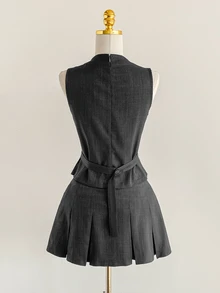 Elamini Women's Sleeveless Button Design Waist-Cinching Top And Pleated Skirt Suit Set - Dark Grey - View 2
