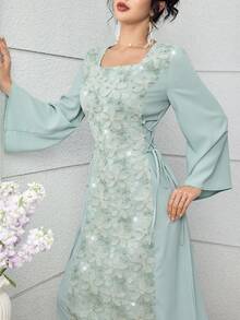 Yasveil Gaun Abaya Wanita Leher Persegi dengan Bordir Patchwork dan Pinggang yang Dikencangkan, Musim Semi/Panas - Hijau - View 3
