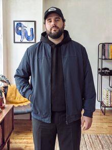 OlaMetro Jaket Pria Ukuran Besar Kasual Ringan Warna Polos, Jaket Pria Musim Panas dengan Resleting, Musim Gugur - Navy Blue - View 1