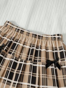 SHEIN 女童襯衫領拼接格紋學院風鈕扣式泡泡長袖上衣搭配鬆緊腰百褶裙，適合春秋校園穿著 - 卡其色 - 查看 8