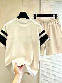 NEOREFINED Men's Casual Classic Striped Horse Print T-Shirt & Shorts Set, Holiday - Multicolor - View 3