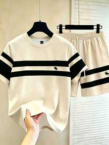 NEOREFINED Men's Casual Classic Striped Horse Print T-Shirt & Shorts Set, Holiday - Multicolor - View 2