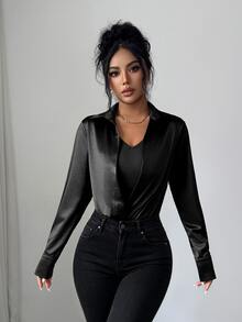 SHEIN Elenzya 女款美拉德棕色緞面襯衫連身衣，翻領深V領，收腰長袖 2 合 1 打底層，適合通勤、辦公室、內搭，成熟優雅風格，約會穿搭 - 黑色 - 查看 3