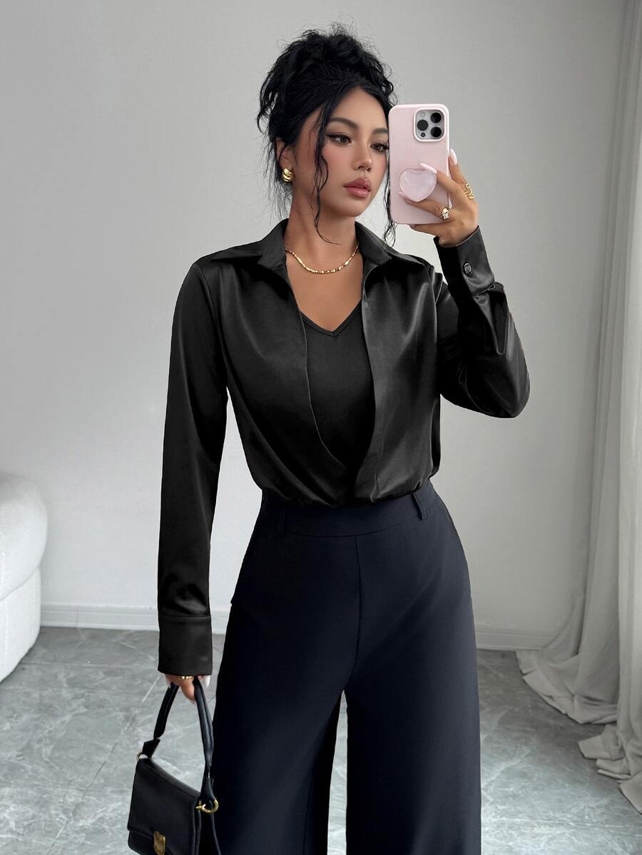 SHEIN Elenzya 女款美拉德棕色緞面襯衫連身衣，翻領深V領，收腰長袖 2 合 1 打底層，適合通勤、辦公室、內搭，成熟優雅風格，約會穿搭 - 黑色 - 查看 1