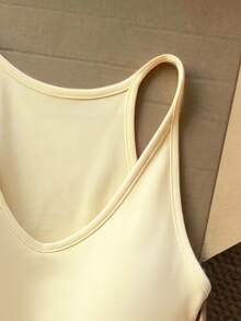 Resyla Women's Solid Color Casual Versatile Everyday Camisole Top - Apricot - View 3