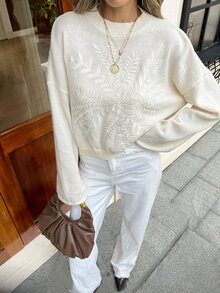 Serisse Women's Plant Embroidery Round Neck Drop Shoulder Long Sleeve Loose Sweater Fall Dark Academia Oversized Chunky Cream - Pale Yellow - View 3