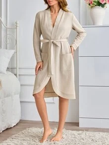 SHEIN Cottnline طقم منزلي مريح من القطن المنسوج بنسيج الفوطة مع جيب وتفاصيل كشكشة وحزام، مناسب للنساء ذوات القامة القصيرة - بيج - مشاهدة 4