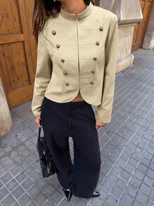 Aloruh 女款純色鉚釘裝飾拿破崙風鈕扣開襟不對稱下擺時尚長袖夾克 - 卡其色 - 查看 6