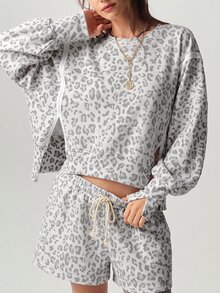 Bohemela Women's Round Neck Long Sleeve Leopard Print Pullover Top And Shorts 2 Pieces Set - Grey - View 3