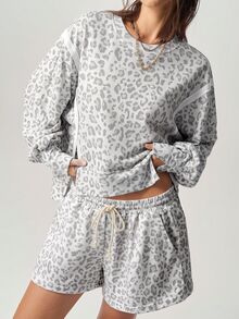 Bohemela Women's Round Neck Long Sleeve Leopard Print Pullover Top And Shorts 2 Pieces Set - Grey - View 5