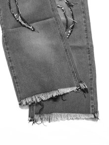 Manfinity Denimwave 男士街頭休閒刺繡荊棘補丁黑色水洗牛仔寬腿長褲 - 灰色 - 查看 7