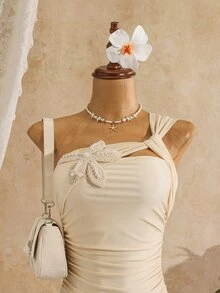SHEIN Swim 女款新款素色杏色不對稱領口極簡日常連身泳衣，夏季風格，珍珠針織3D花卉設計，簡約優雅連身泳衣，適合海灘度假、日常拍照、遊艇、派對必備泳裝 - 米色 - 查看 8