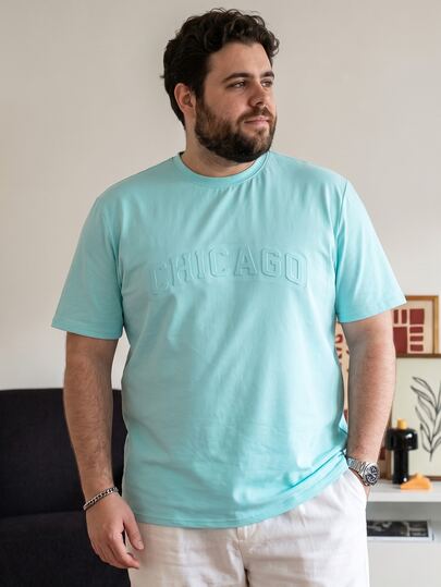 DRIVNCORE Camiseta casual, suelta y cómoda para hombre de talla grande, de cuello redondo, con estampado de la letra Chicago en relieve, de manga corta, para el trabajo