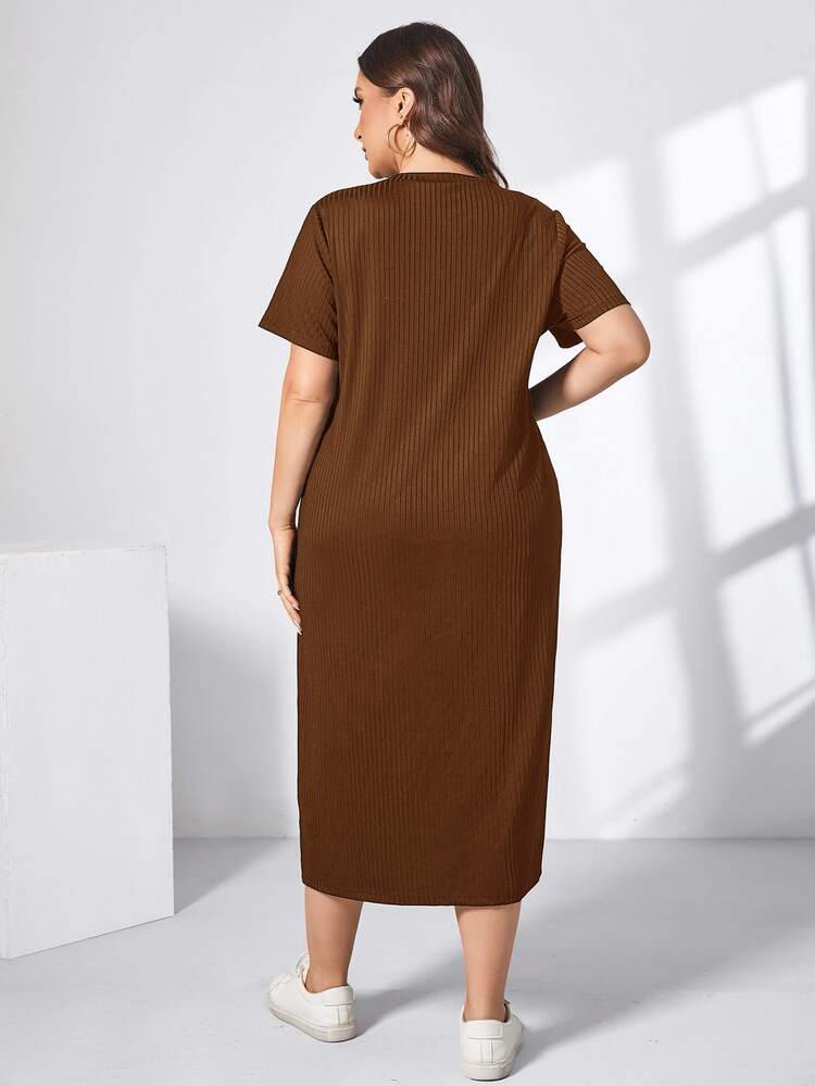 Shapeblank Plus Size Women's Chocolate Brown Summer Casual Everyday Mid-Length Slit Dress,Loose Short-Sleeved Church Clothes,Old Money Style Modest Outfits - Brown - View 2