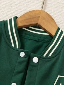 SHEIN Genkimix Kids 男孩 2 件套：黑色针织毛衣，白色袖子和字母 A 印花，搭配同款印花运动裤，罗纹领、袖口和下摆，弹性舒适，休闲运动风格，适合春秋季日常穿着、上学、旅行 - 彩色 - 查看 7