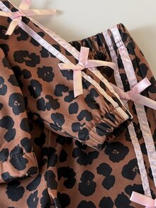 SHEIN Playful Pals 2件組幼童女童外套長褲套裝，可愛甜美棕色粉色豹紋蝴蝶結緞帶長袖立領休閒戶外秋季假期獨角獸運動服 - 彩色 - 查看 6