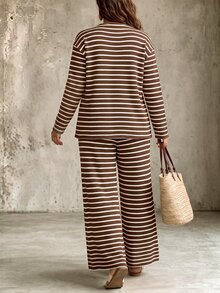 Trelyra 女款秋冬新款熱銷拼色紋理針織休閒百搭大尺碼兩件套 - 彩色 - 查看 2