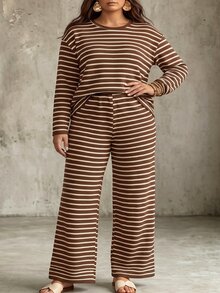 Trelyra 女款秋冬新款熱銷拼色紋理針織休閒百搭大尺碼兩件套 - 彩色 - 查看 3