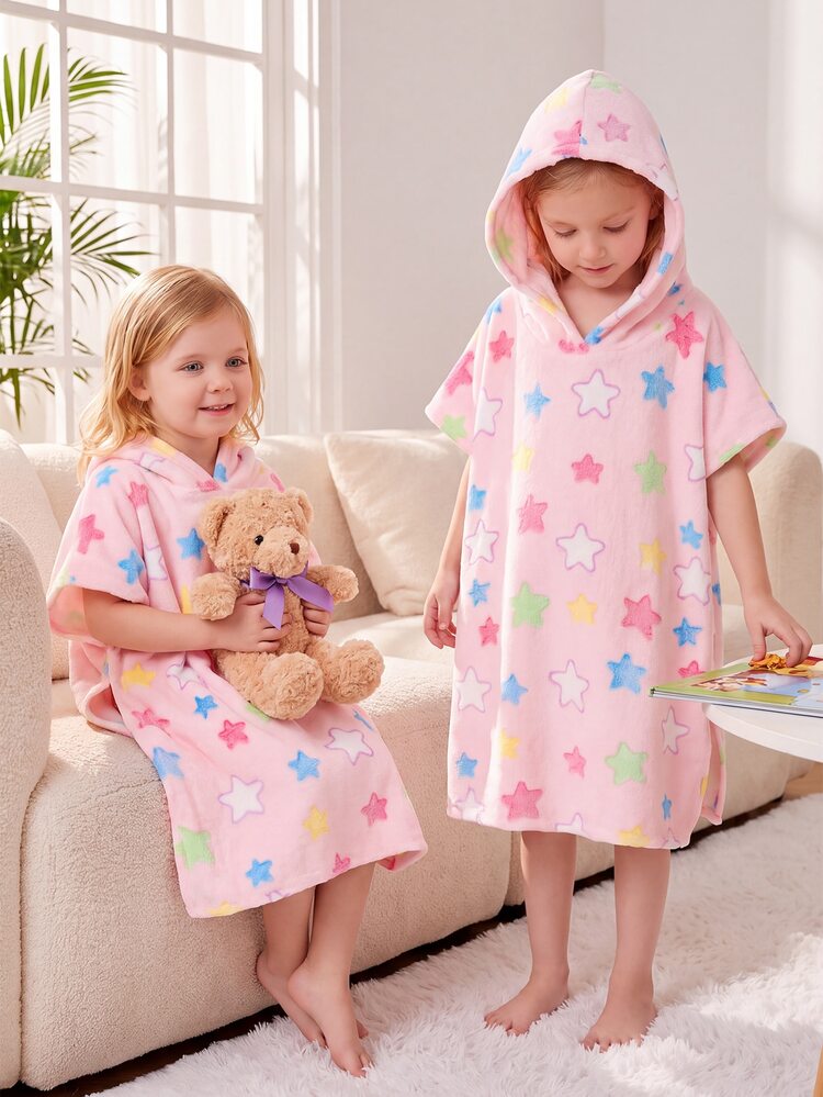 SHEIN Young Girl Autumn/Winter Star Pattern Hooded Cute Comfortable Flannel Moisture-Absorbing Bathrobe, Pajamas, Blanket, Suitable For Various Seasons And Occasions, Such As Bathroom And Beach - Baby Pink - View 2