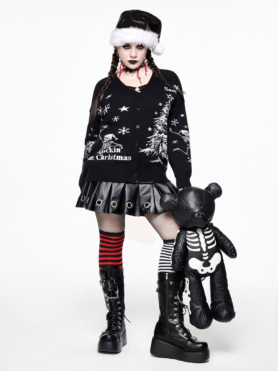 ROMWE Christmas Dark Gothic Style Plus Size Women's Knitted Cardigan, Skull Christmas Tree Snowflake Star Jacquard V-Neck Button Design Loose Long Sleeve Sweater Jacket For Holiday Party - Black - View 1