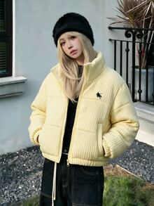 SHEIN 青少年女孩黑色粗繩編織加厚短款冬裝外套，立領加厚韓版寬鬆刺繡軟萌街頭風 - 黃色 - 查看 7