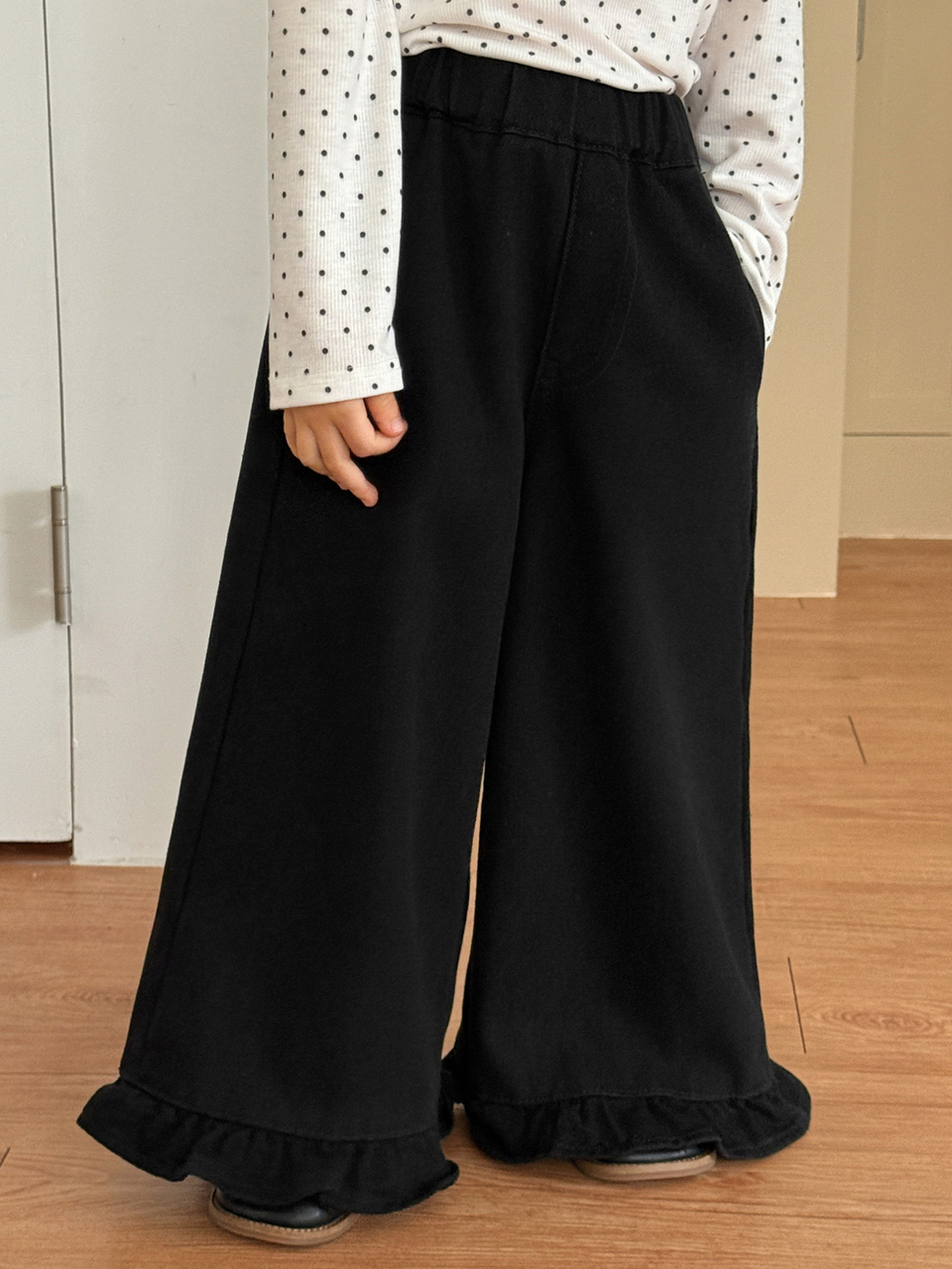 Young Girl) Straight Leg Patchwork Frill Trim Casual Autumn/Winter Long Pants Black Cute Denim