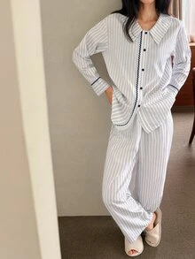 DAZY Set Pakaian Tidur Rumah Harian Kasual Wanita Atasan Lengan Panjang Motif Garis dan Celana - Biru - View 5