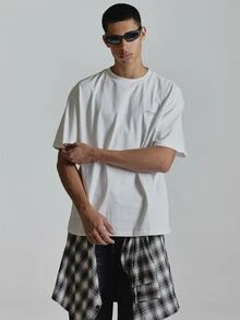 Musero Oversized Graphic Short Sleeve Tshirt Crewneck "MNML STUDIOS" Back Graphic Autum Winter Essentials - White - View 1