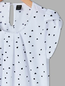 EMERY ROSE Heart Print Petal Sleeve Blouse - White - View 5
