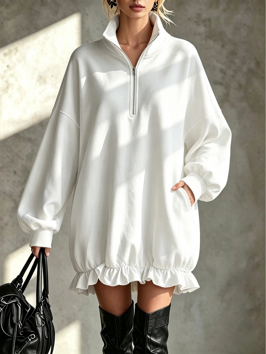 Trelyra Atasan Putih Model Sweatshirt Kerah Tegak dengan Resleting Setengah, Hem Bergelombang dan Patchwork, Atasan untuk Acara Santai, Blus Kasual, Atasan Peplum Wanita, Musim Semi, Musim Panas, Musim Gugur, dan Musim Dingin