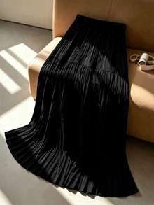 GlowEve CURVE Plus Size Women's Solid Color Versatile Multi-Layered Pleated Skirt Fall - Black - View 3