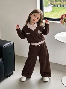 SHEIN Elladie kids 女童深藍色2合1套裝，深藍色長袖衛衣＋淺藍色領口2合1拼接設計，羅紋袖口；搭配同款寬腿長褲，適合日常上學、返校季、郊外出遊、姐妹聚會、拜訪親友，春秋穿著，時尚可愛 - 棕色 - 查看 5