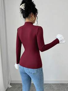 SHEIN 女款立領拼接撞色荷葉袖口修身時尚T恤 - 酒紅色 - 查看 2