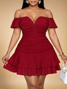 SOLERSUN Vestido mini elegante y de moda para mujer de talla grande con escote en V, hombros descubiertos, mangas con volantes y textura – Vestido de fiesta con mangas con volantes, Body ceñido fruncido y doble volante en el bajo para club & noche de cita, Vestido de fiesta para mujer con mangas con volantes, Body ceñido fruncido y doble volante en el bajo para club - Burdeos - Ver 6