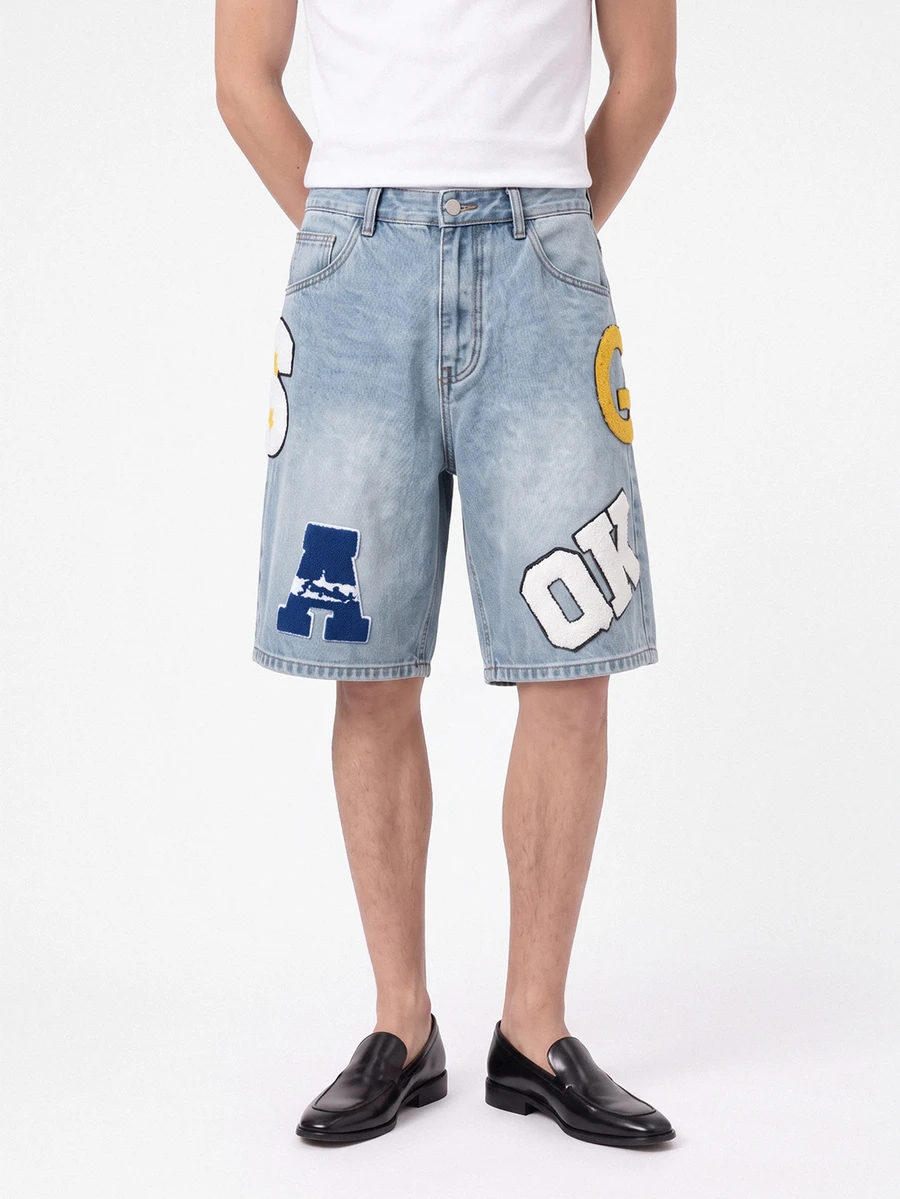 Manfinity EMRG Pantalones cortos de mezclilla con lavado claro, desgastados y con letras de felpa para hombres, vacaciones - Azul - Ver 1