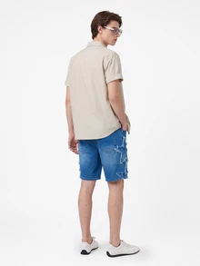 Manfinity EMRG Men's American Hip-Hop Street Style Star Patch Raw Hem Loose Wide Leg Pants - Medium Wash - View 5