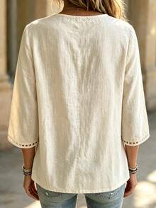 Linhara CURVE Blus Wanita Ukuran Besar Musim Gugur Kasual Bahan Katun Warna Polos Leher Bulat Patchwork Renda Lengan 3/4, Cocok Untuk Bepergian, Jalan-jalan, dan Pakaian Sehari-hari - Aprikot - View 2