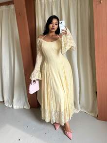 GalTyme Plus Size Elegant Party Solid Color Lace Flare Sleeve Dress Fall - Light Yellow - View 1
