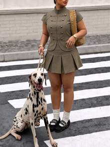 Muchica Casual Plus Size Button & Zipper Short Sleeve Top And Pleated Mini Skirt Set - Black and White - View 6