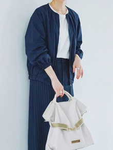 Yunfilé Women's New Autumn Navy Blue Round Neck Ruched Zipper Jacket, Raglan Lantern Sleeves, Elastic Hem, Loose Fit Slimming Short Jacket - Navy Blue - View 3
