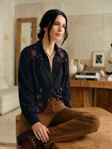 MOTF STUDIO WOMEN EMBROIDERED FLORAL PATTERN FOLD PLEATED SHIRT - Black - View 1
