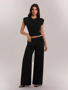 SHEIN Tall طقم نسائي من قطعتين بلون موحد، ملابس علوية بأكمام قصيرة وبنطال طويل من الصوف المحبوك - الأسود - مشاهدة 7