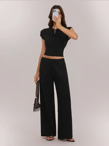 SHEIN Tall طقم نسائي من قطعتين بلون موحد، ملابس علوية بأكمام قصيرة وبنطال طويل من الصوف المحبوك - الأسود - مشاهدة 6
