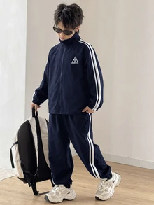 SHEIN 2pcs/Set Setelan Jaket dan Celana Berkerudung Webbing Motif Olahraga Kasual Anak Laki-laki, Cocok untuk Berpergian, Sekolah, Kasual Sehari-hari, Liburan, Perjalanan, Olahraga, Musim Gugur/Musim Dingin - Navy Blue - View 1