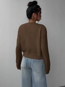SHEIN BASICS 休閒法式純色圓領長袖寬鬆短版女款針織開襟外套 秋季外套 辦公室早午餐商務 深棕色 教師節 - 棕色 - 查看 7
