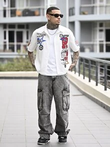 Devon Thys 男士简约兔子字母印花短袖全印花短款衬衫，适合夏季、朋友礼物、家庭/情侣搭配 - 白色 - 查看 1