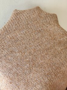 SHEIN Sweater Dalaman Wanita Gaya Vintage Prancis Musim Gugur/Dingin, Tanpa Lengan, Leher Tinggi, Rajut, Lengan Bergelombang 3D - Khaki - View 8